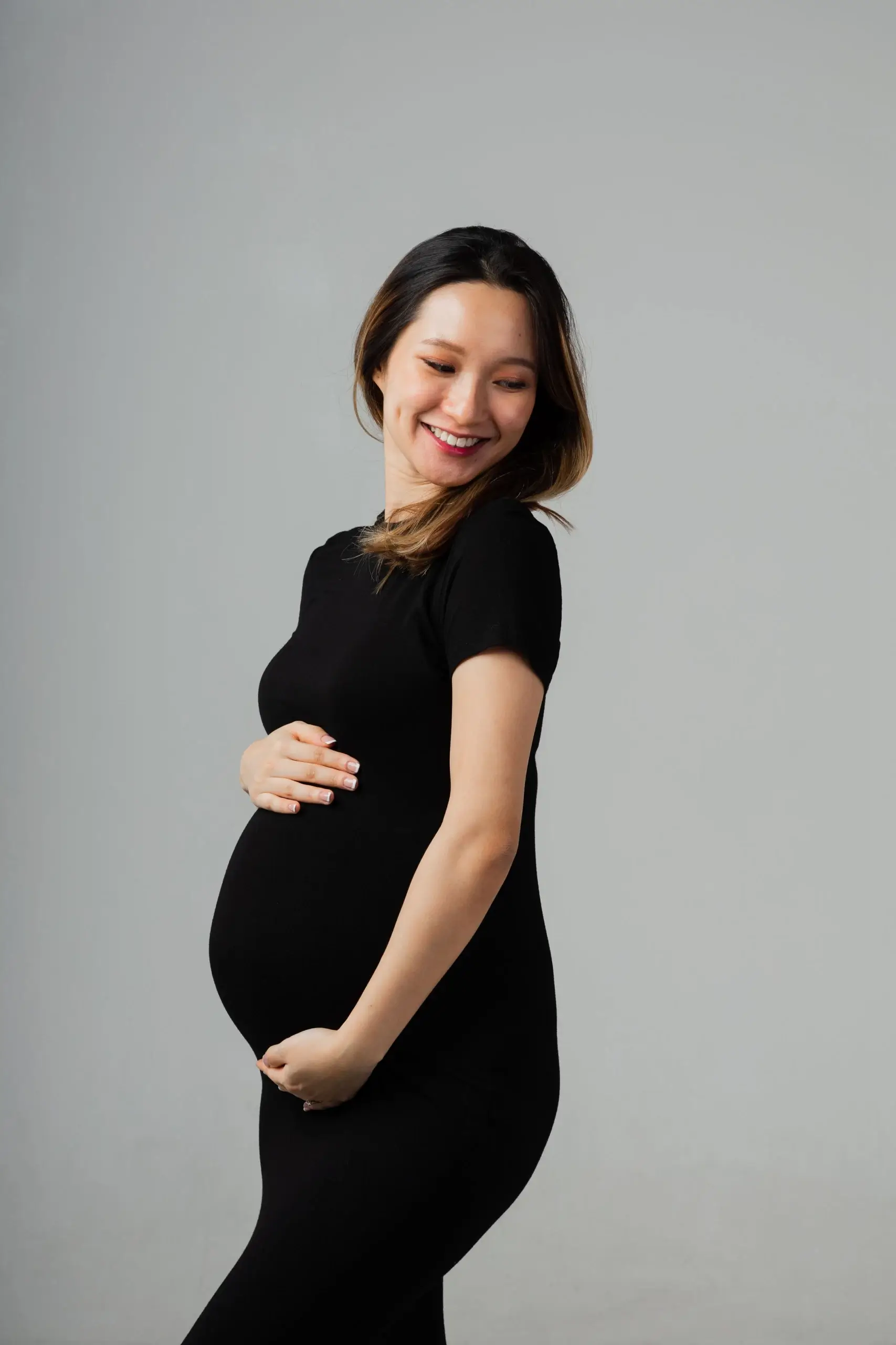 Singapore Pregnancy Photoshoot Studio