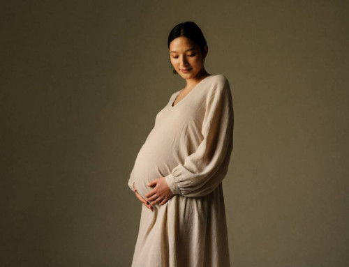 Choosing Maternity Photoshoot Outfits You Feel Good In