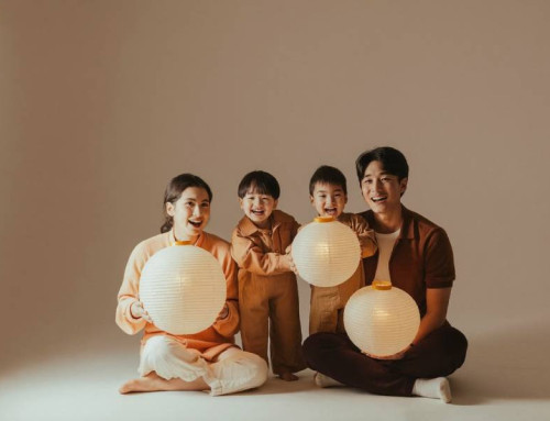 Mid-Autumn Festival Photoshoot Ideas For The Family
